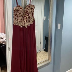 Beautiful dress by Camille la vie size 16w